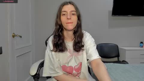 broosnica1 online show from December 19, 11:38 am