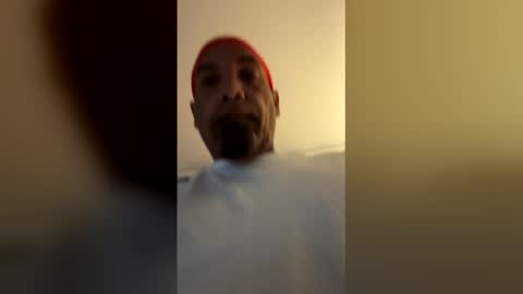 brownbootie1 online show from March 9, 4:44 pm