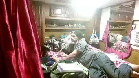 browndevine210 online show from December 14, 1:56 am