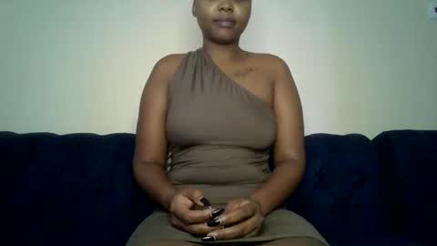 Snapshot of brownebonyagain chatting on October 17, 7:34 am bella online show from October 17, 7:34 am