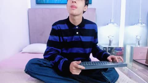 Bruce Hans online show from September 25, 12:01 pm