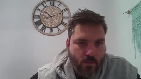 Bruce Wayne online show from December 4, 9:09 am