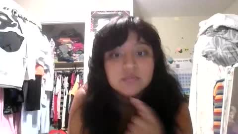 brujerita_dmota online show from May 8, 3:23 am