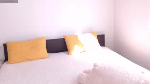 Ellis online show from May 5, 6:52 am