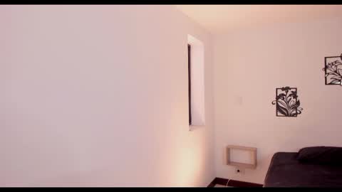     online show from March 20, 8:36 pm