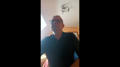 bruno5629 online show from May 6, 1:06 pm