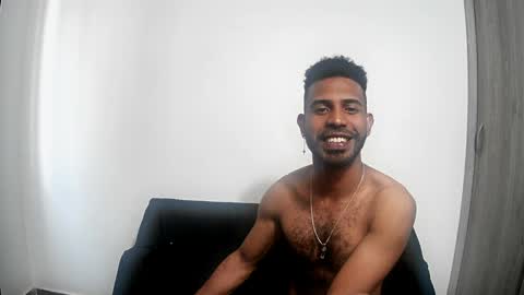 bruno_cortez11 online show from April 28, 5:39 pm