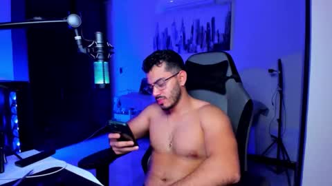 Bruno online show from December 5, 7:07 am