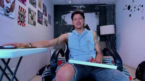 Bruno online show from February 17, 1:37 am