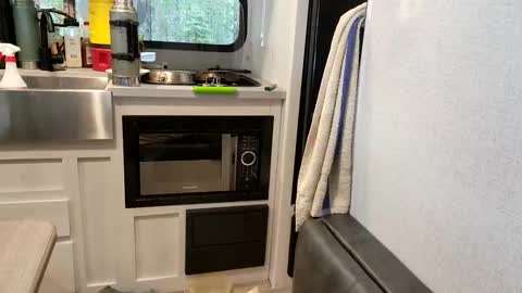 Snapshot of brushsquach chatting on February 8, 9:46 pm Steve... aka SkinnieDippin aka TimberTramp online show from February 8, 9:46 pm