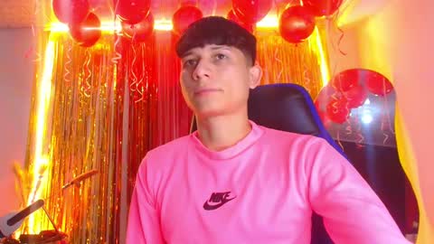 BRYAM INDEPENDENT MODEL online show from September 30, 1:05 am