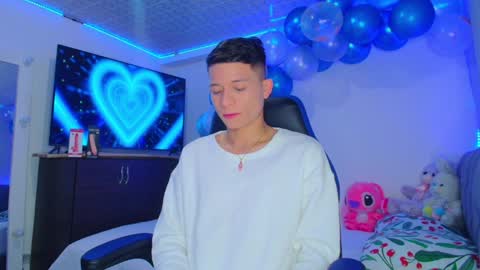 BRYAM INDEPENDENT MODEL online show from January 16, 2:30 am