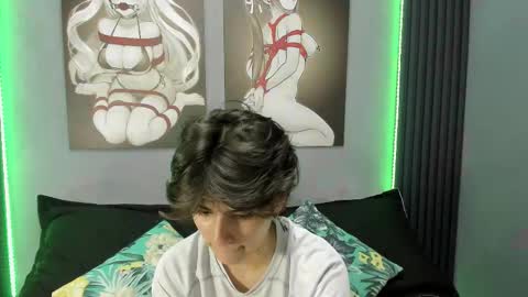 B R Y C E  online show from November 15, 8:32 pm