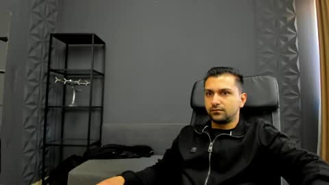 BryceReign online show from April 29, 5:12 am