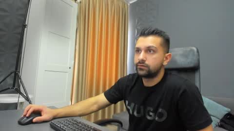 BryceReign online show from April 1, 10:05 am