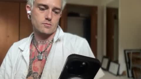 bryjybxxx online show from June 24, 9:44 pm