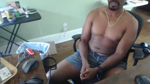 Snapshot of btd313 chatting on September 19, 4:44 pm btd313 online show from September 19, 4:44 pm