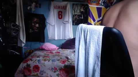 Snapshot of bubbasmalls chatting on September 24, 1:51 pm Bubba Smalls online show from September 24, 1:51 pm