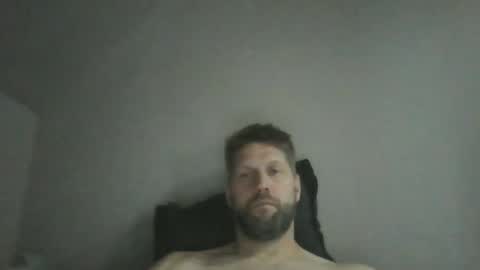 bubblebee1982 online show from May 31, 5:22 pm