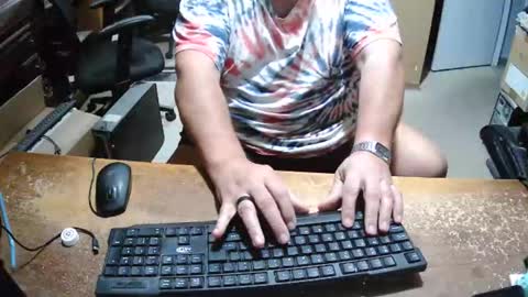 Snapshot of bucku2 chatting on October 23, 11:05 pm Bucku2 online show from October 23, 11:05 pm