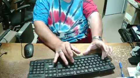 Snapshot of bucku2 chatting on October 1, 10:08 pm Bucku2 online show from October 1, 10:08 pm