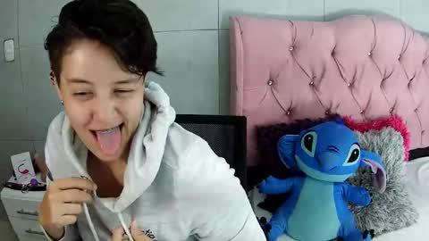 bug2025 online show from December 16, 4:02 pm