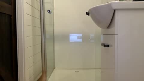 bulaboy27 online show from December 5, 6:59 am