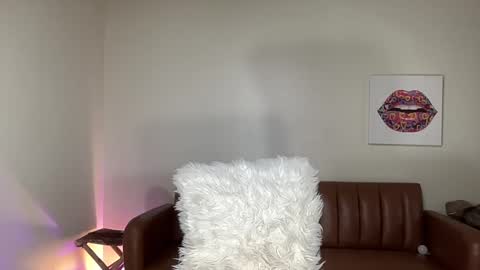 BUNNIE and THE DUDE TheLebowskis online show from September 8, 11:37 pm