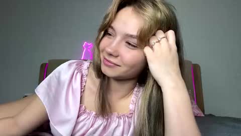 Snapshot of bunny_bonny chatting on February 11, 12:06 am Alice online show from February 11, 12:06 am