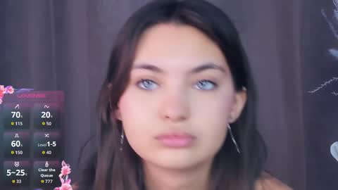 Aria online show from November 19, 8:13 am