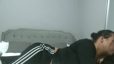 bunnyela online show from November 10, 4:43 pm