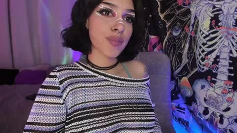   online show from February 6, 3:48 am