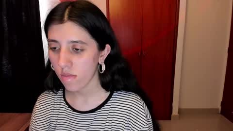 Jess online show from December 3, 7:39 pm