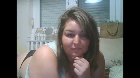 Snapshot of bunyoka1981 chatting on September 18, 6:12 pm babuska1981 online show from September 18, 6:12 pm