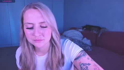 Lissa online show from July 9, 6:23 pm