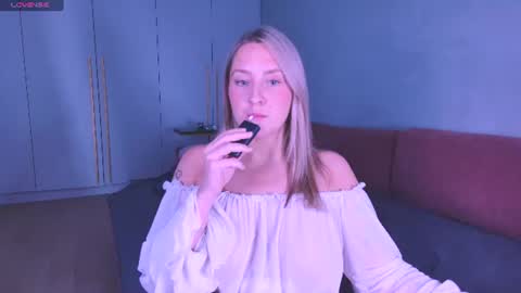Lissa online show from July 6, 8:22 pm