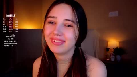 Snapshot of burnletitallburn chatting on September 25, 3:24 am Jessica online show from September 25, 3:24 am