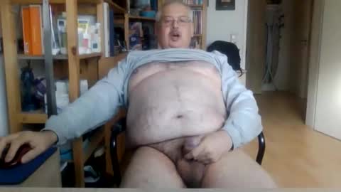 busi online show from November 4, 1:34 pm