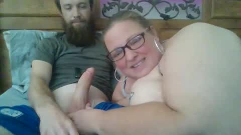 bustibambi online show from April 28, 7:51 pm