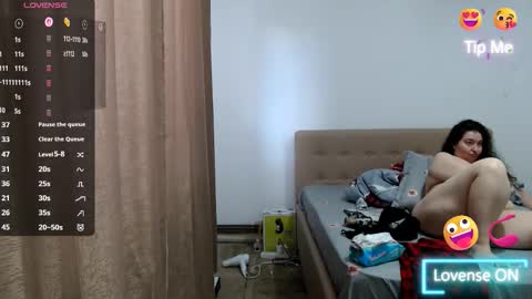 Emma online show from February 25, 12:31 pm