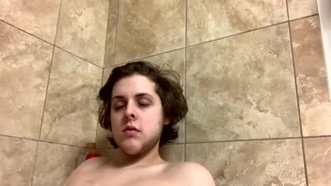 Snapshot of buttcheek18 chatting on February 1, 8:47 pm John online show from February 1, 8:47 pm