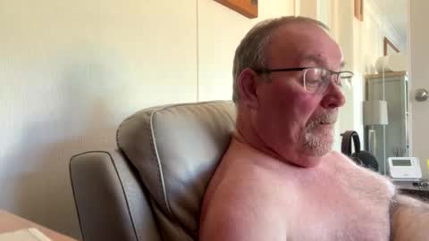 buttlover270759 online show from April 22, 4:03 pm