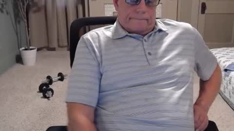 Miles online show from January 21, 7:28 pm