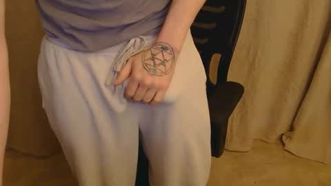 bwc420blazeit online show from November 17, 9:28 pm