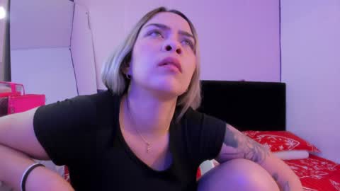 Snapshot of byanca_winklar chatting on December 14, 2:53 pm online show from December 14, 2:53 pm