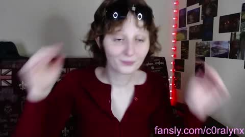 Snapshot of c0ralynx chatting on February 14, 10:58 pm C0ralynx online show from February 14, 10:58 pm