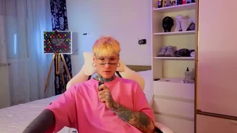 c10h15on online show from January 17, 3:10 pm