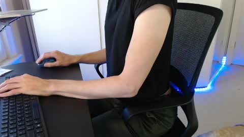 Colin online show from March 29, 5:20 am