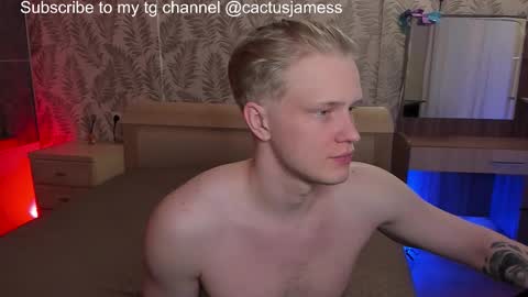 James online show from November 27, 7:43 pm