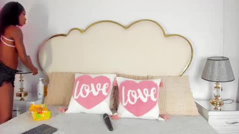 Cahitlin  online show from October 23, 7:32 am